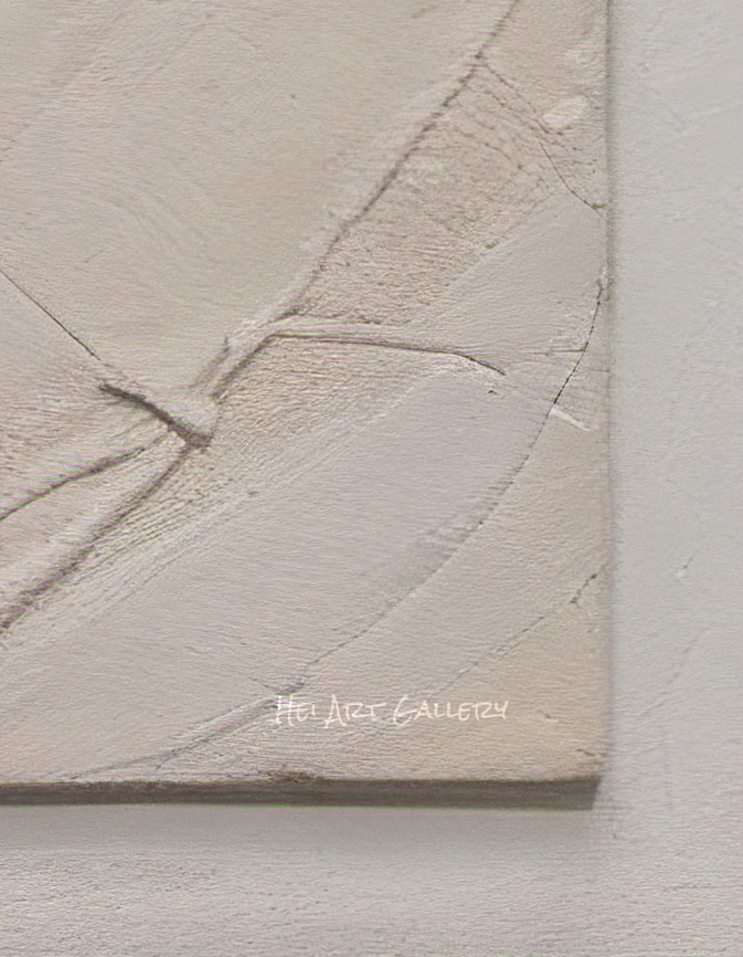 Abstract art with textured brush strokes on a light gray background, featuring 'Hi! Art Gallery' logo.